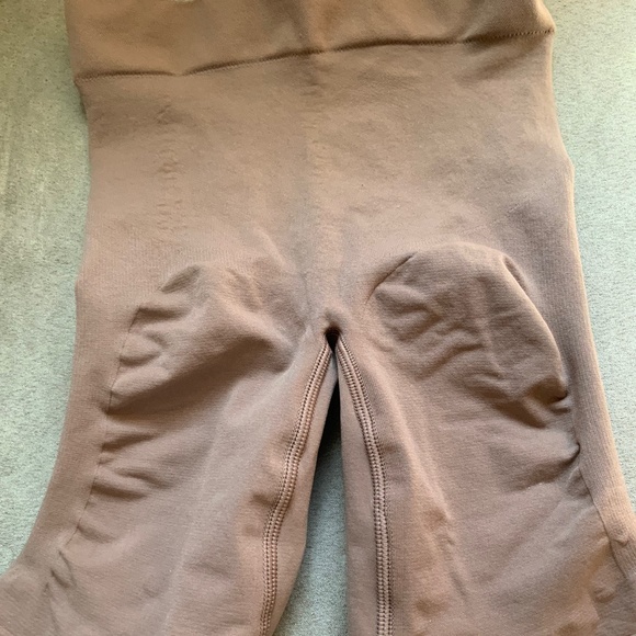 Skims Sculpting Mid Thigh Shorts Umber Size S/M Shapewear SH-MTS-0103 - Picture 4 of 9